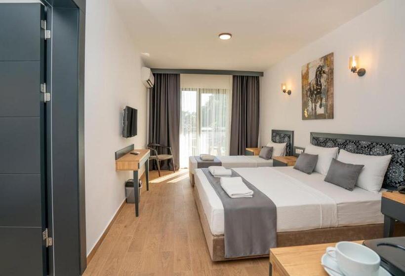 Quarto Familiar, Marmaris Kensington Green