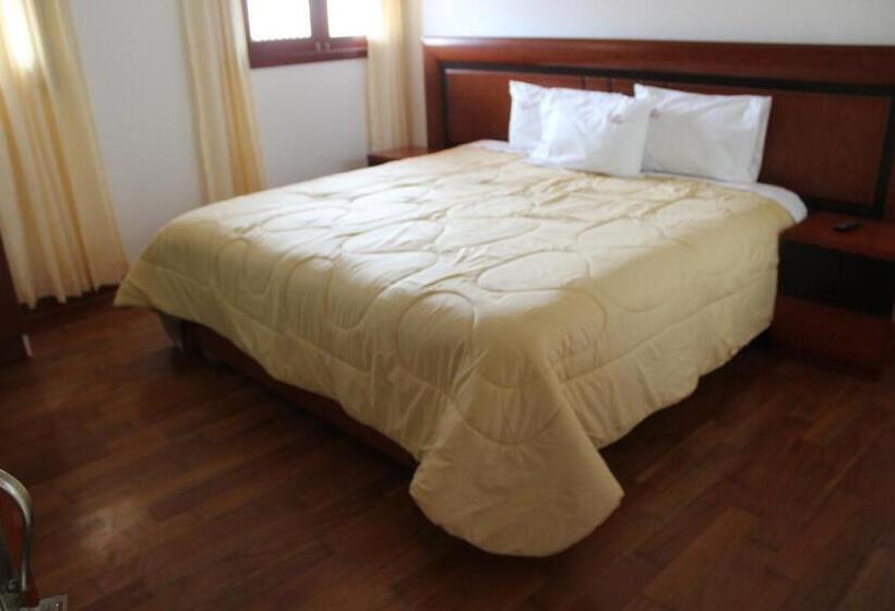 اتاق سوپریور, Gran Hotel Guisama