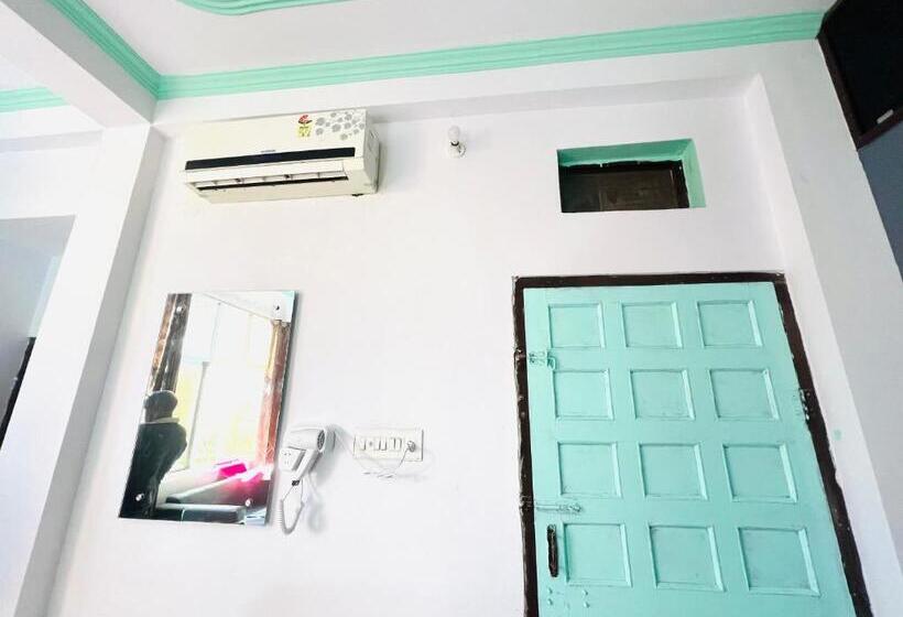 Трехместный Номер Deluxe, Bhoora House
