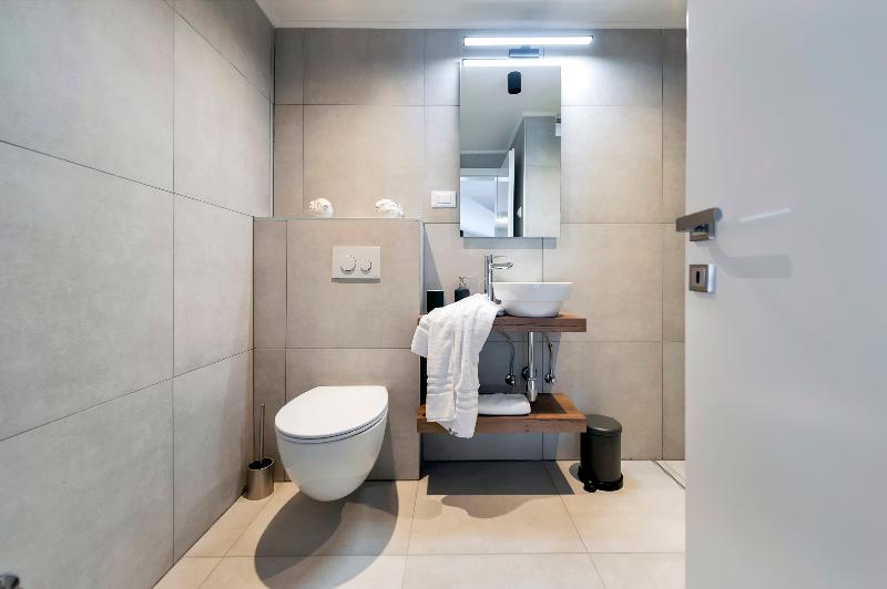 اتاق لوکس, Denays Guest House Jimbaran