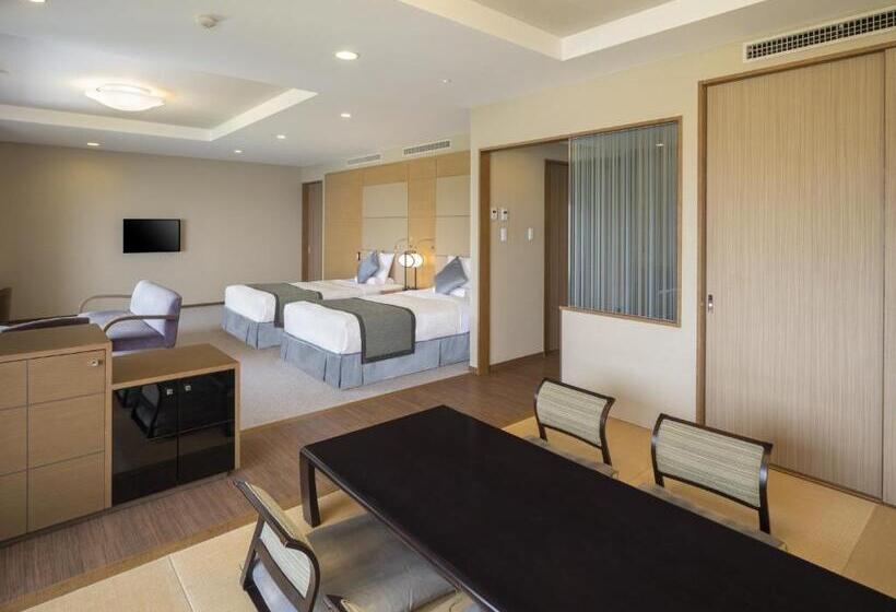 Полулюкс, Irago Ocean Resort