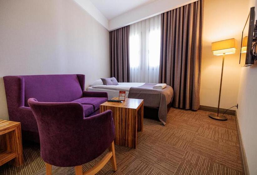 Полулюкс, Ramada by Wyndham Cappadocia