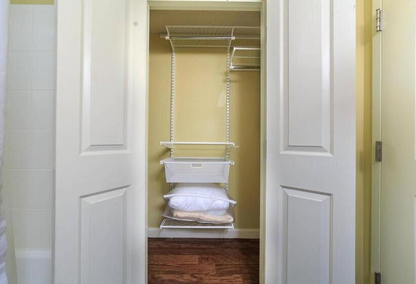 Студио Стандарт Кровать Кинг, Towneplace Suites Farmington