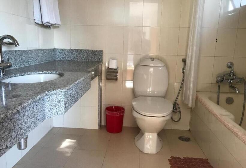 اتاق لوکس سه تخته, Asia