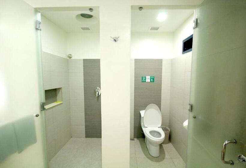 Номер Стандарт, Go Hotels Otis Manila