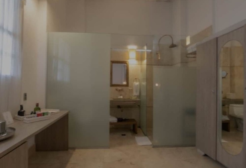 اتاق لوکس, Boutique Don Pepe