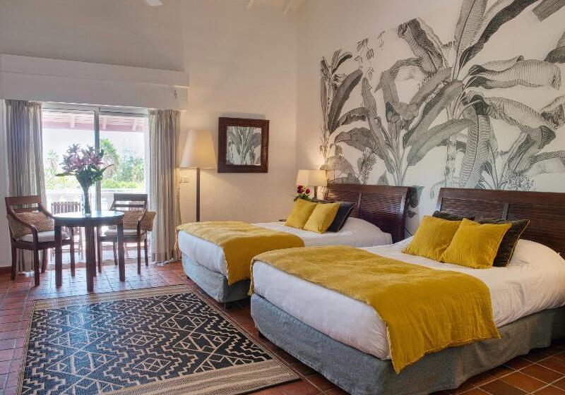 اتاق 4 خوابه, Esmeralda Resort