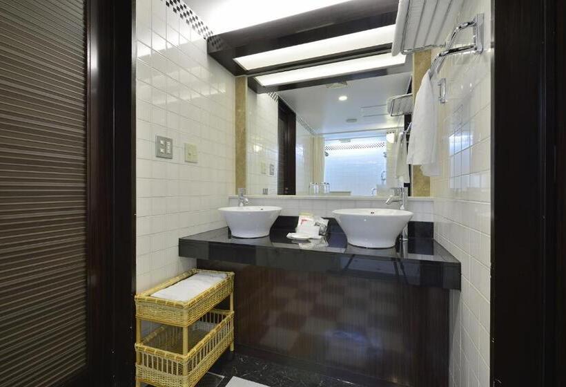 Номер Deluxe, Okinawa Kariyushi Resort Exes Ishigaki