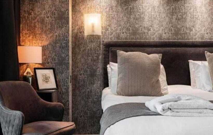 Quarto Deluxe com Sacada, The Grand