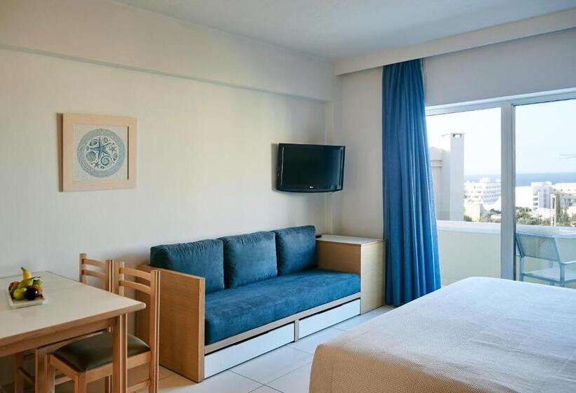 استودیوی استاندارد با چشم‌انداز دریا, Sunrise Oasis Hotel & Waterpark