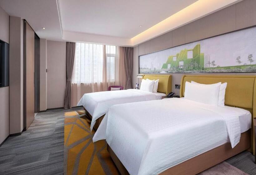 Номер Deluxe, Hampton By Hilton Qinhuangdao Jinmeng Bay