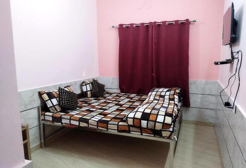 Номер Стандарт, Oyo 85310  Four Seasons