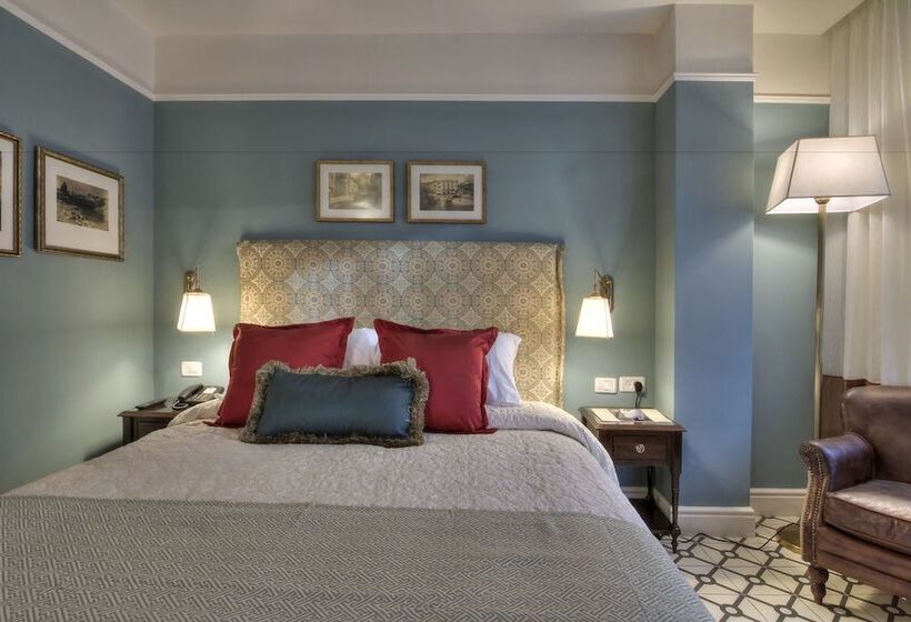 Quarto Estandar com Sacada, Arthur Hotel   An Atlas Boutique