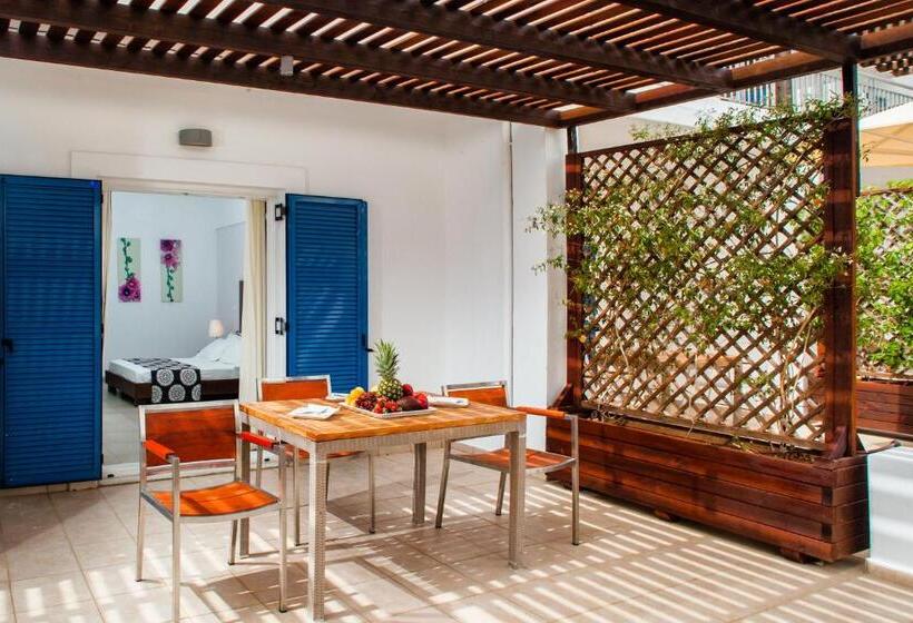 Номер Стандарт Вид на Море, Kythea Resort