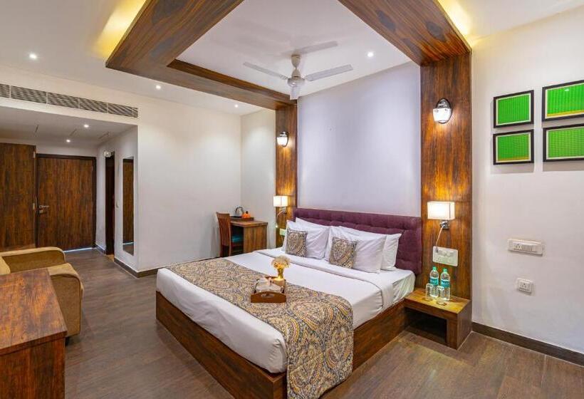 اتاق لوکس با چشم‌انداز باغ, Riva Beach Resort