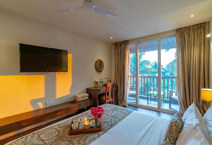 اتاق لوکس با چشم‌انداز استخر, Riva Beach Resort