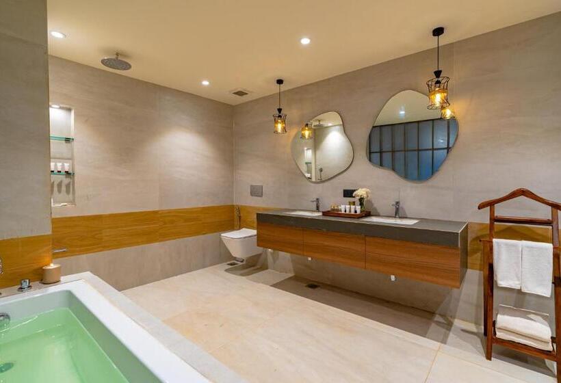 اتاق استاندارد با چشم‌انداز رودخانه, Riva Beach Resort