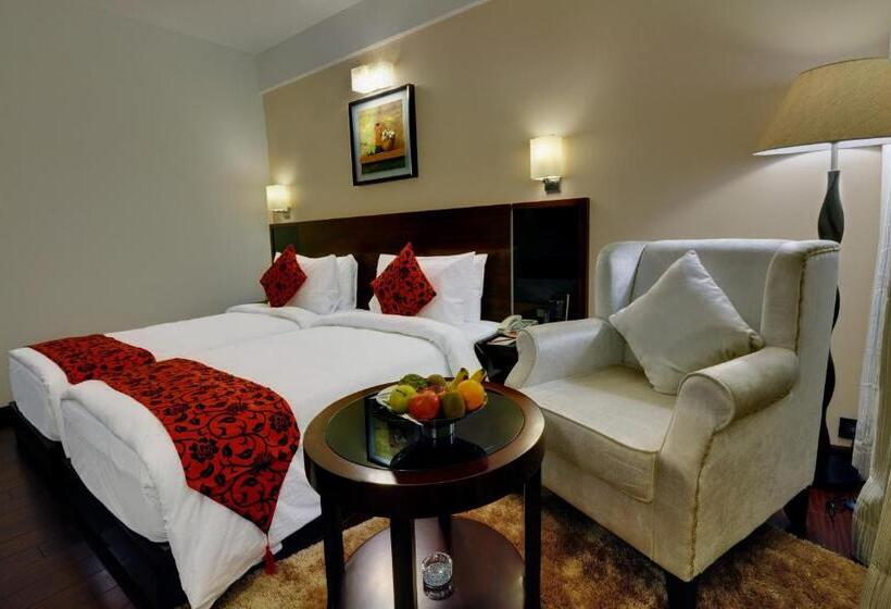 俱乐部房间, The Fern Residency  Rajkot