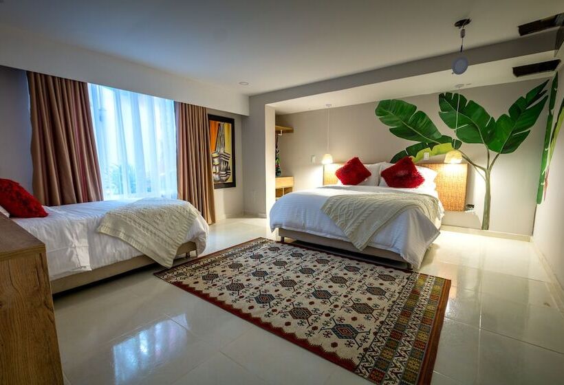 اتاق لوکس سه تخته, Boutique Casa Chunuu Santa Marta