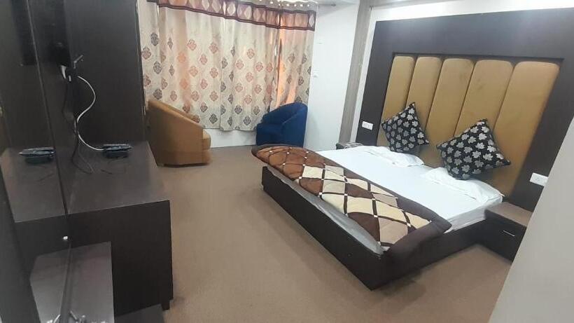 اتاق استاندارد, Zoon Dabb Srinagar Airport Kashmir