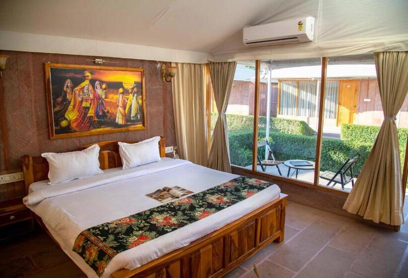 چادر با خدمات رفاهی استاندارد, Kurja Resort Balsamand