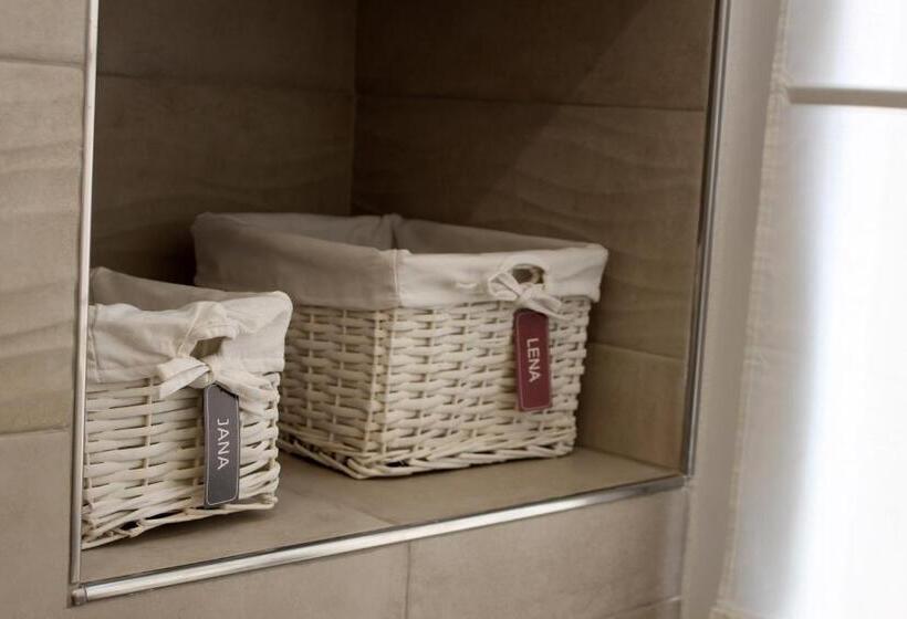 اتاق استاندارد, Maestrale Charme Rooms