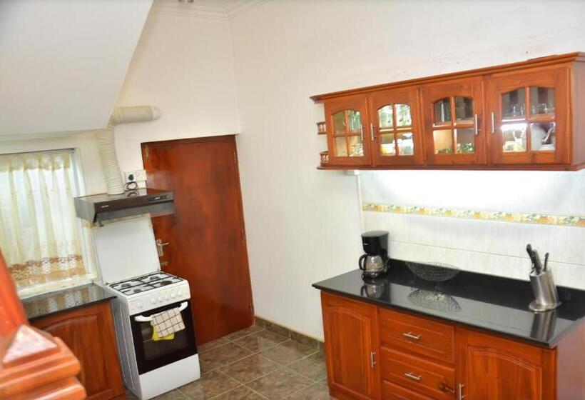اتاق استاندارد با بالکن, Yolanda Villa Negombo
