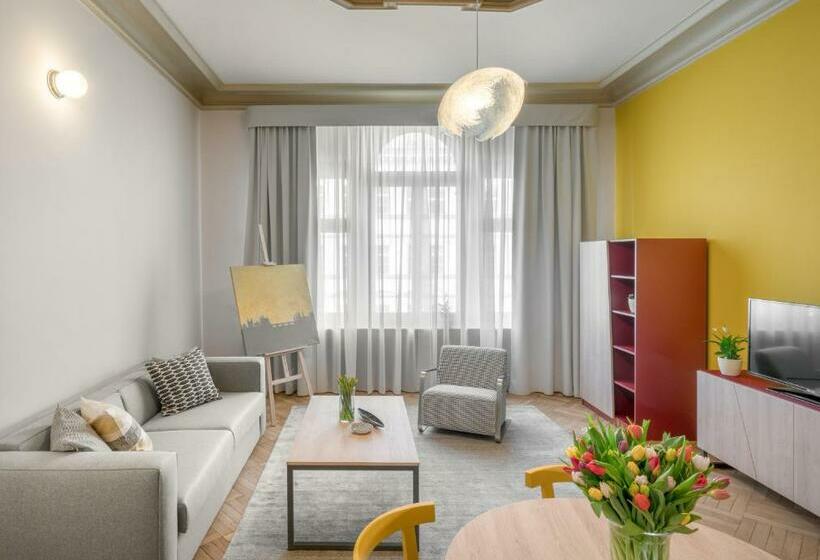 آپارتمان 1 خوابه, Art House Apartments By Adrez Living