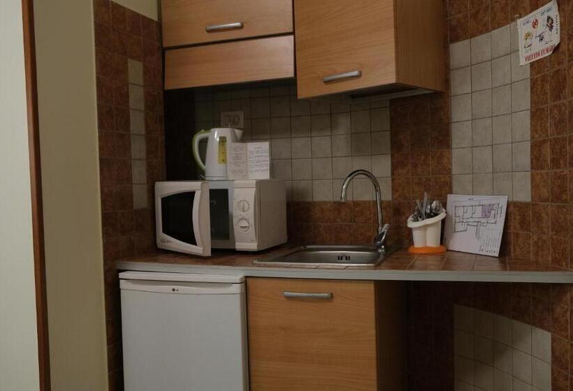 Quarto Triplo Estandar, B&b La Porta