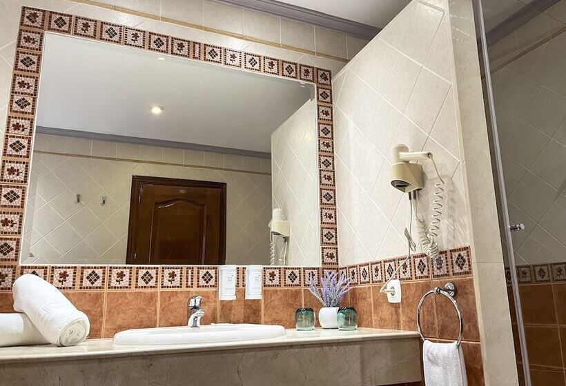 Студия Стандарт, Beatriz Charming Hostal