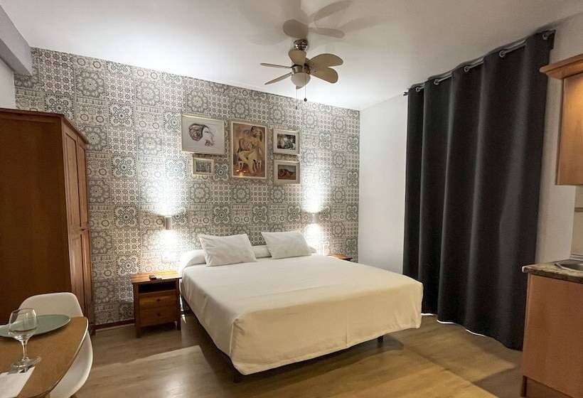 Студия Стандарт, Beatriz Charming Hostal