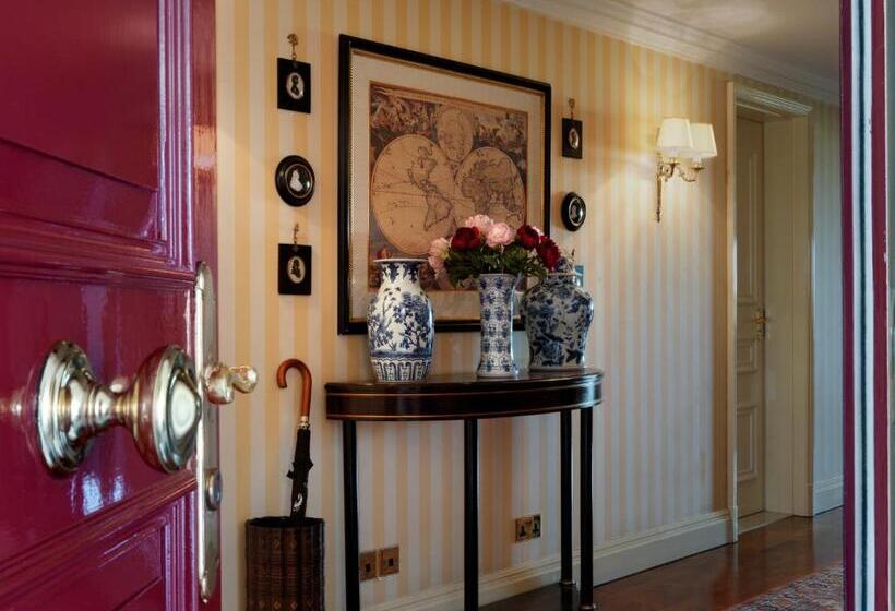 آپارتمان دلوکس 3 خوابه, Cheval Thorney Court At Hyde Park