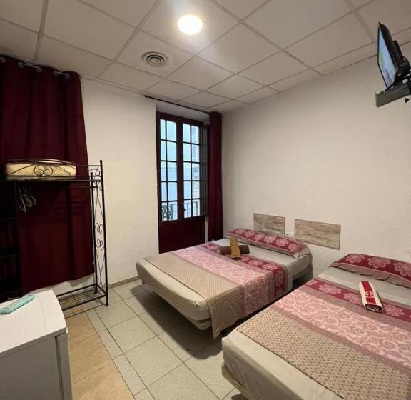 Quarto Estandar, Hostal Milan