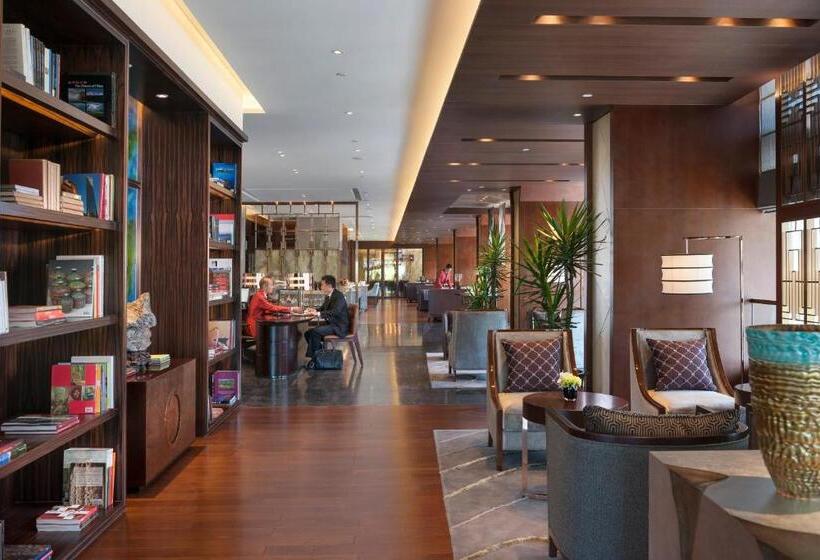 سوییت, Mandarin Oriental Pudong, Shanghai
