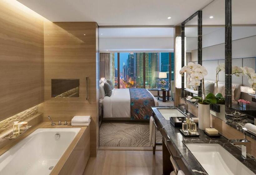 سوییت, Mandarin Oriental Pudong, Shanghai