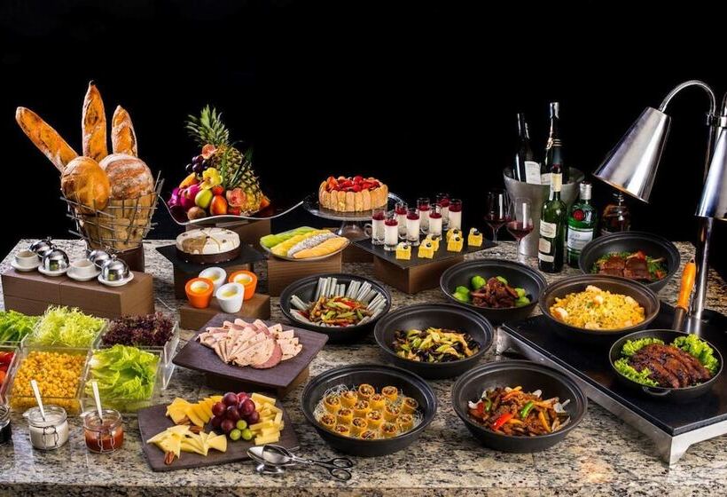 سوییت اجرایی, Mandarin Oriental Pudong, Shanghai