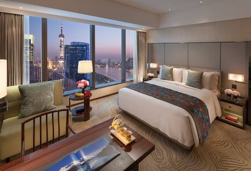 سوئیت با چشم‌انداز رودخانه, Mandarin Oriental Pudong, Shanghai