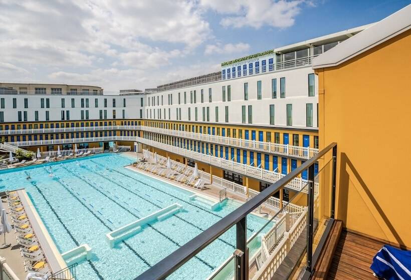Suite Vue Piscine, Molitor Hôtel & Spa Paris   Mgallery Collection