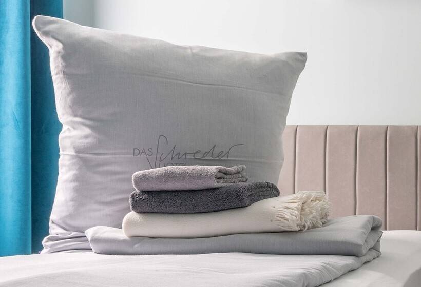 Quarto Estandar Individual, Das Schreder