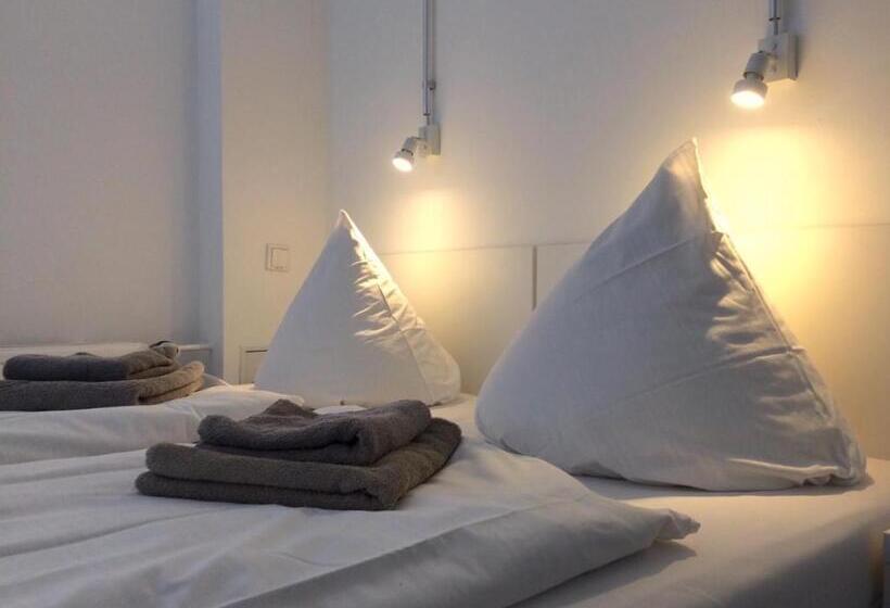 آپارتمان 3 خوابه, Bnb Near Brandenburg Gate   Rooms & Apartments