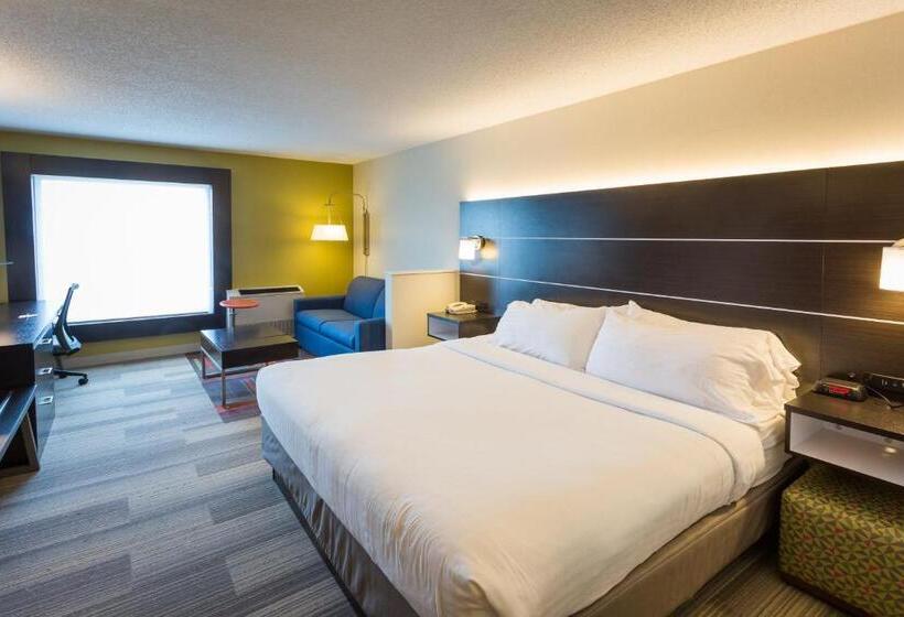 Люкс Кровать Кинг, Holiday Inn Express Hotel & Suites Reading, An Ihg