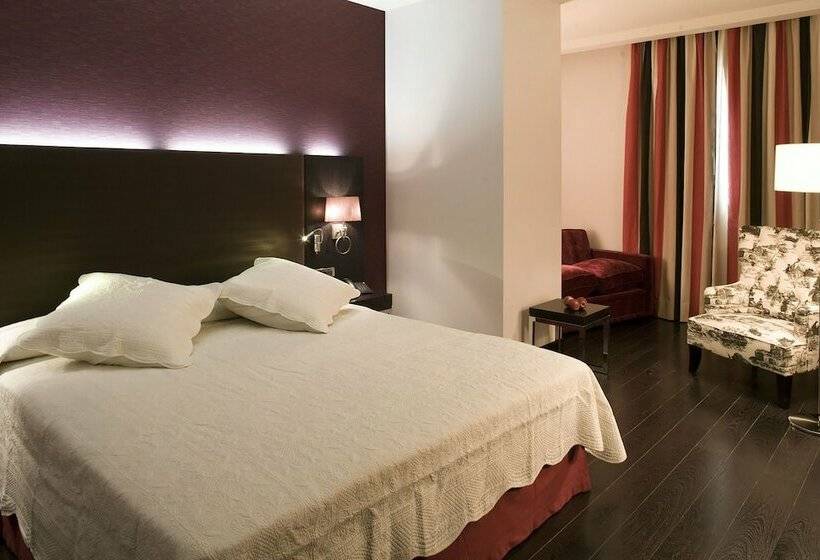 اتاق سوپریور, Boutique Gareus