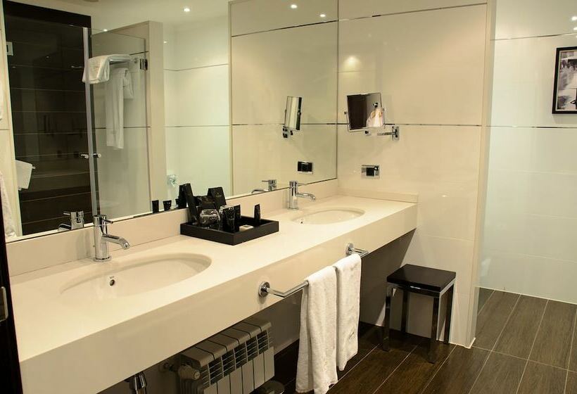 اتاق سوپریور, Boutique Gareus