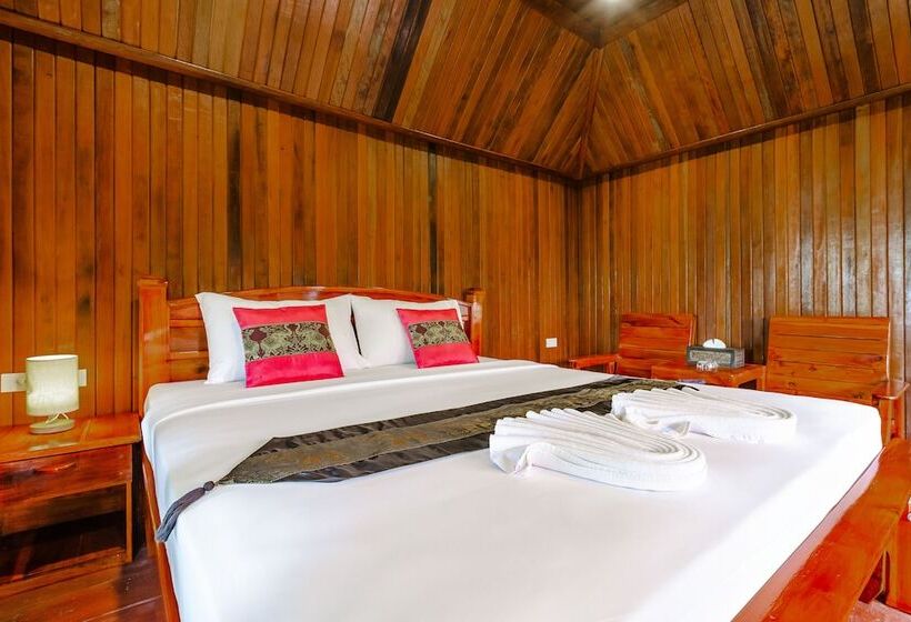 코티지 풀장 전망, Diamond Beach Resort