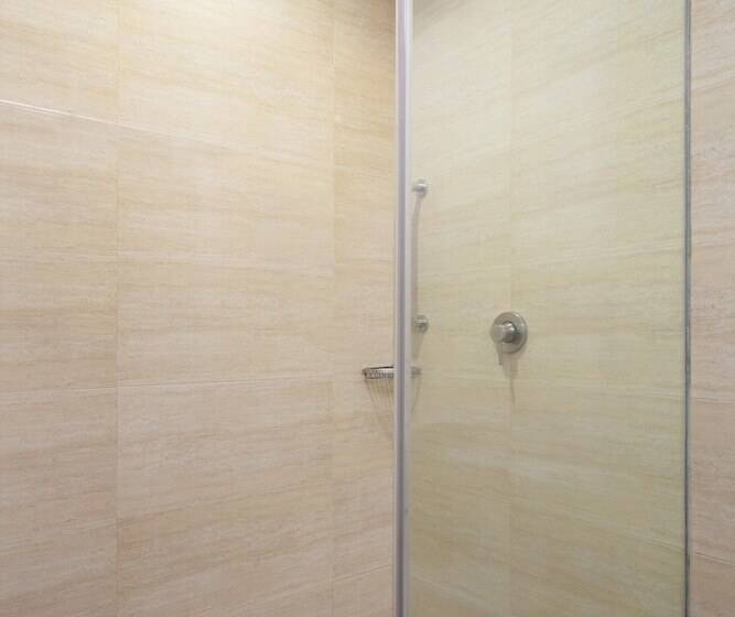 高级客房, Four Points By Sheraton New Delhi, Airport Highway