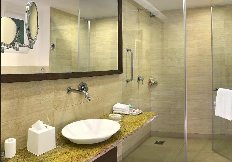 高级客房, Four Points By Sheraton New Delhi, Airport Highway