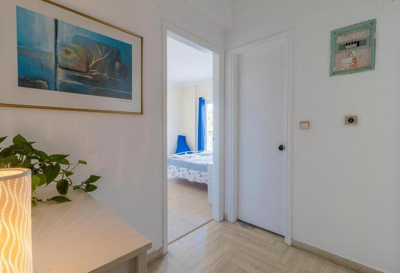 شقة غرفة واحدة, Kantaros Apartments