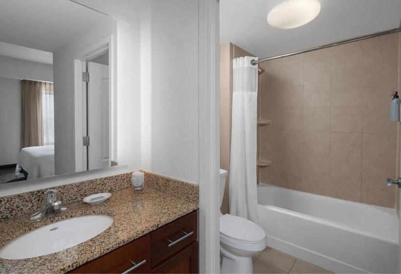 Люкс Кровать Кинг, Residence Inn East Rutherford Meadowlands