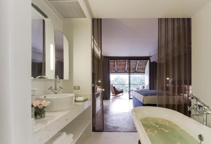 Deluxe room with river view, Sala Lanna Chiang Mai