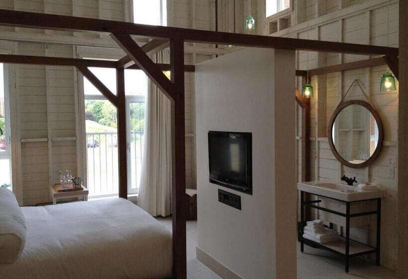 Номер Superior Кровать Куин, & Spa Le Germain Charlevoix